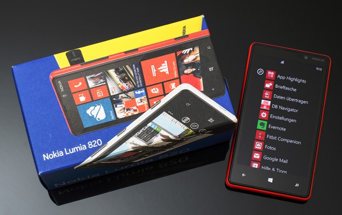 Nokia Lumia 820 ausgepackt