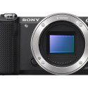 Neue Kameras überall: Nikon D4 und D3300, Sony A5000