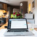 Sonntags-Blick KW1 – Gefahr für Objektive: Glaspilz, perfektes Licht für die Bildbearbeitung und brennende Stative